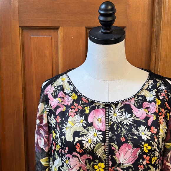 3.1 Phillip Lim Black and Pink Floral Blouse Size 10 - Picture 4 of 9